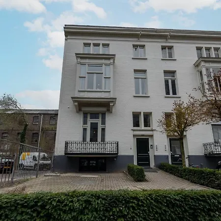 Raiffeisenstraat شقة